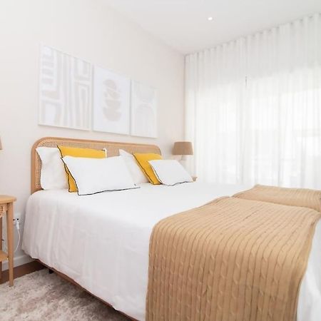Cozy Sea View Apartment Near City & Airport 蓬塔德尔加达 外观 照片
