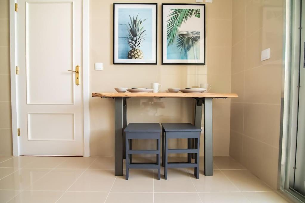 Cozy Sea View Apartment Near City & Airport 蓬塔德尔加达 外观 照片